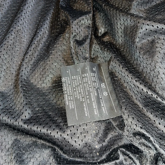 Harley Davidson Men's Perforated Breathable Black Leather Riding Jacket Medium - Picture 10 of 11